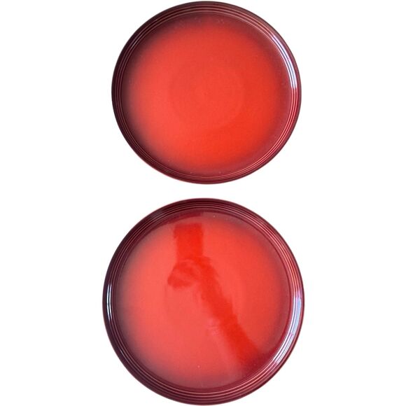 Le Creuset Williams Sonoma Coupe Dinner Plates Ombre Red Cerise10.5" 2-Pack  NEW - Picture 1 of 7